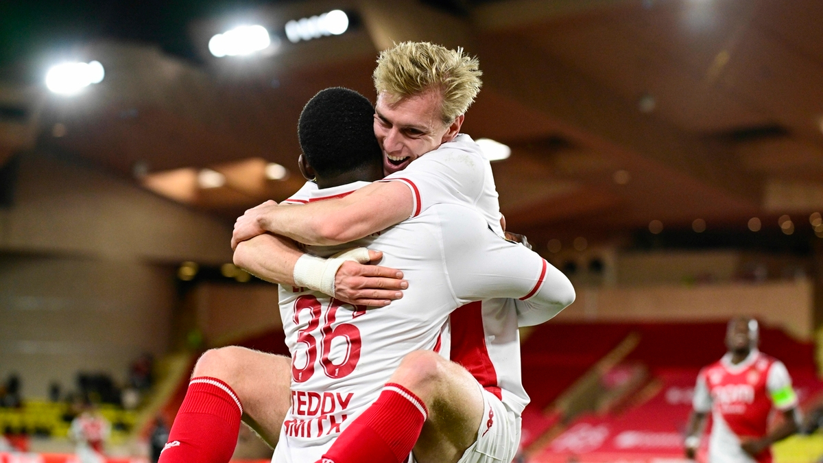 LeJin-包含摩纳哥迎NBA总决赛关键赛，加时末段主帅复盘，信心回归，身体对抗强度拉满的词条