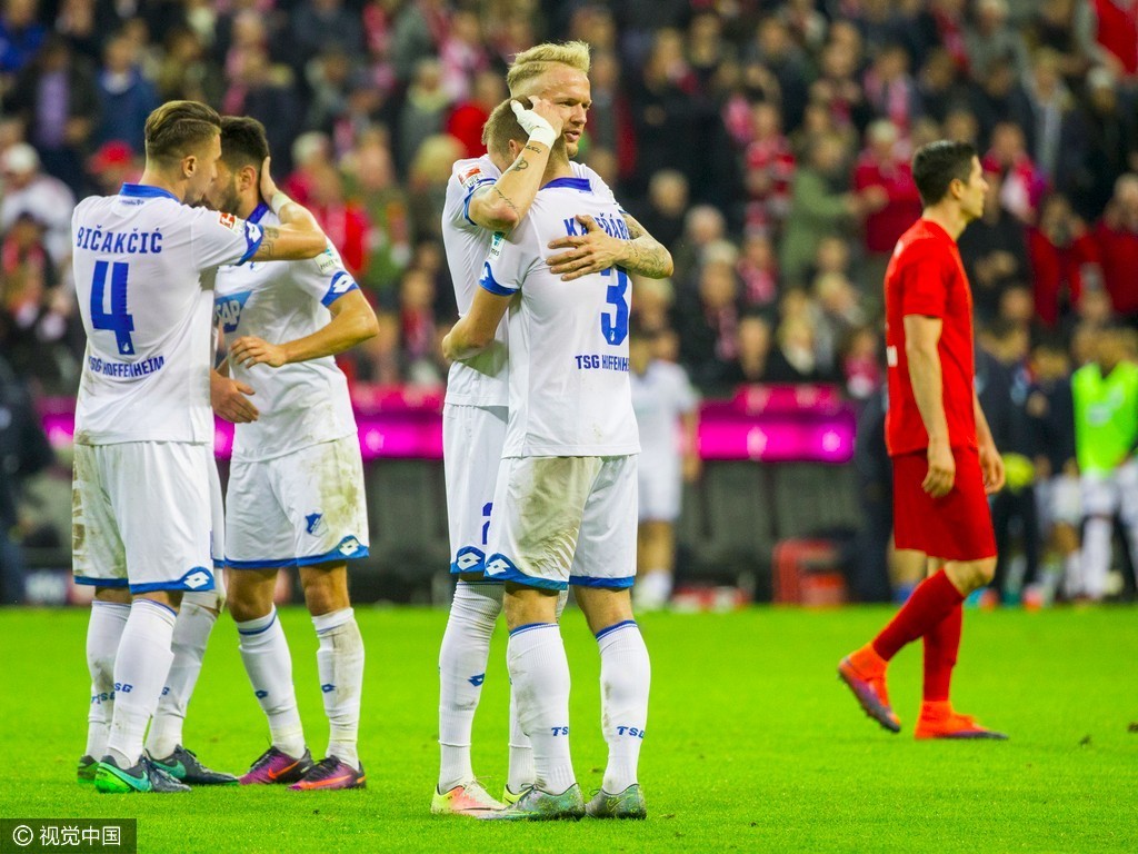 包含加时末段突围战来临；金州勇士围绕德甲队长鼓劲；底气十足；球队文化再被提及的词条